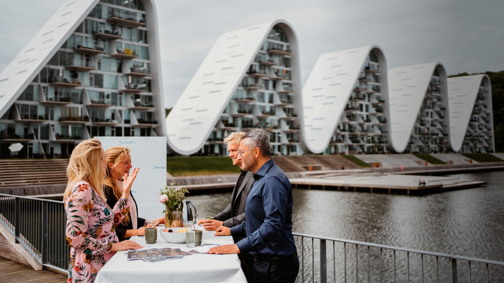 24855 Meetingvejle Hero WEB 19020X1080px7